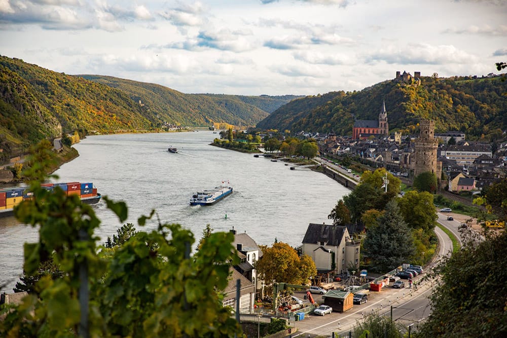 Rheinschiffe bei Oberwesel. Foto: Henry Tornow / Romantischer Rhein Tourismus