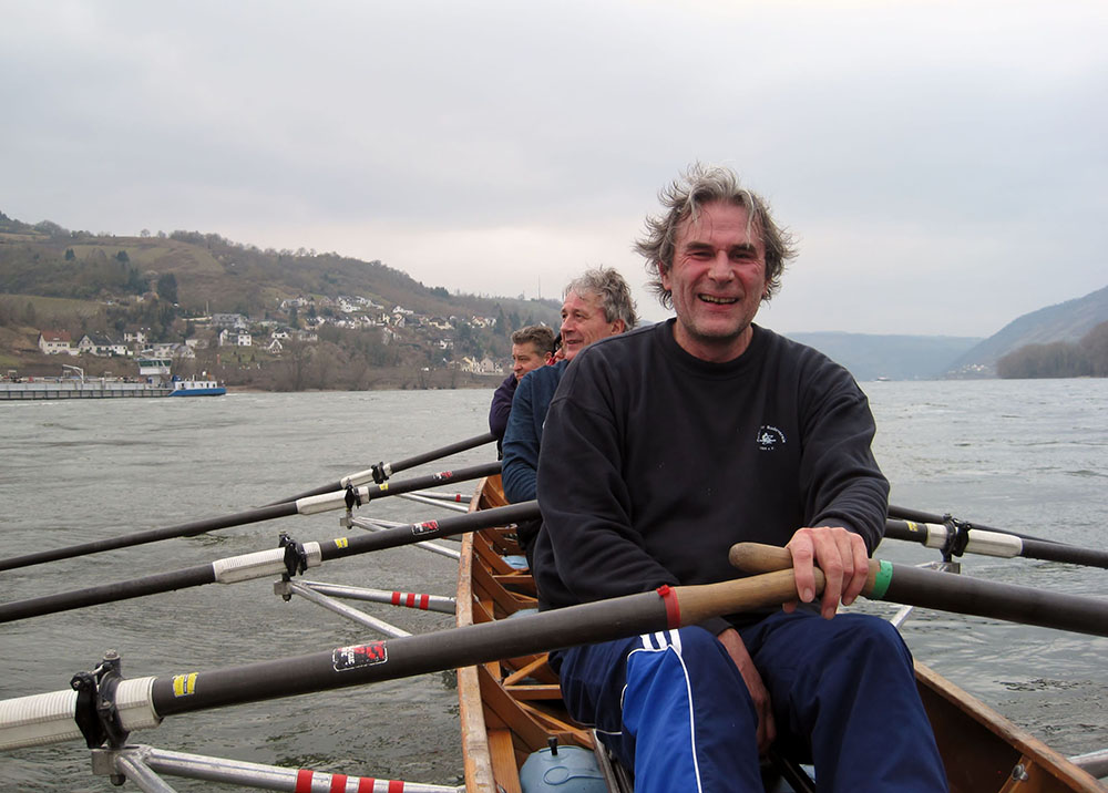 Alle in einem Boot: Markus Patschke beim Bacharacher Ruderverein. Foto: Privat.