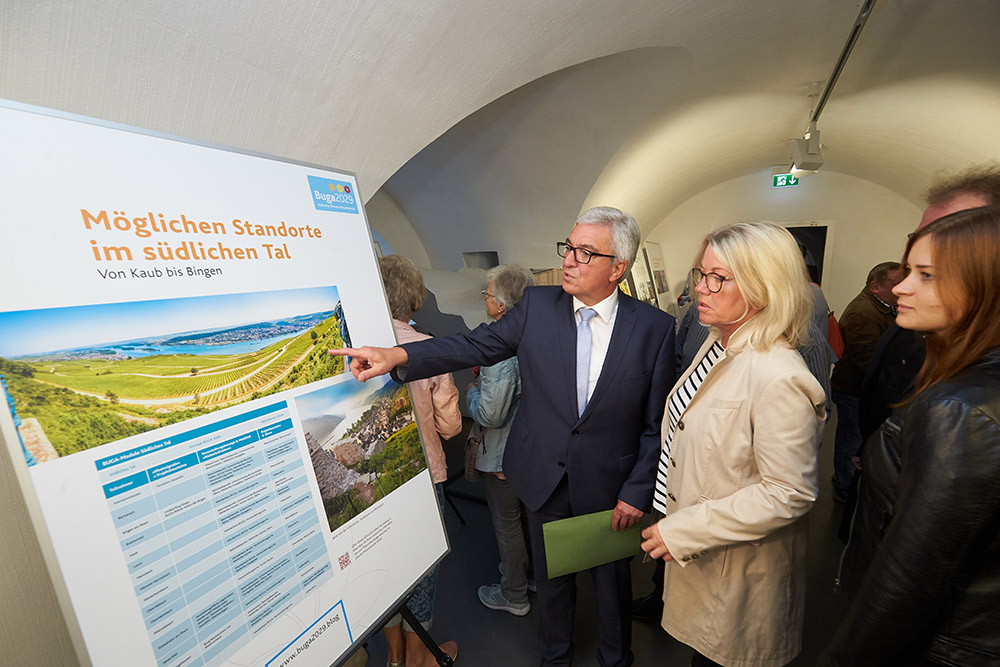 RLP-Innenminister Roger Lewentz hat die Buga-Ausstellung eröffnet. Foto: EA RLP, Thomas Frey.