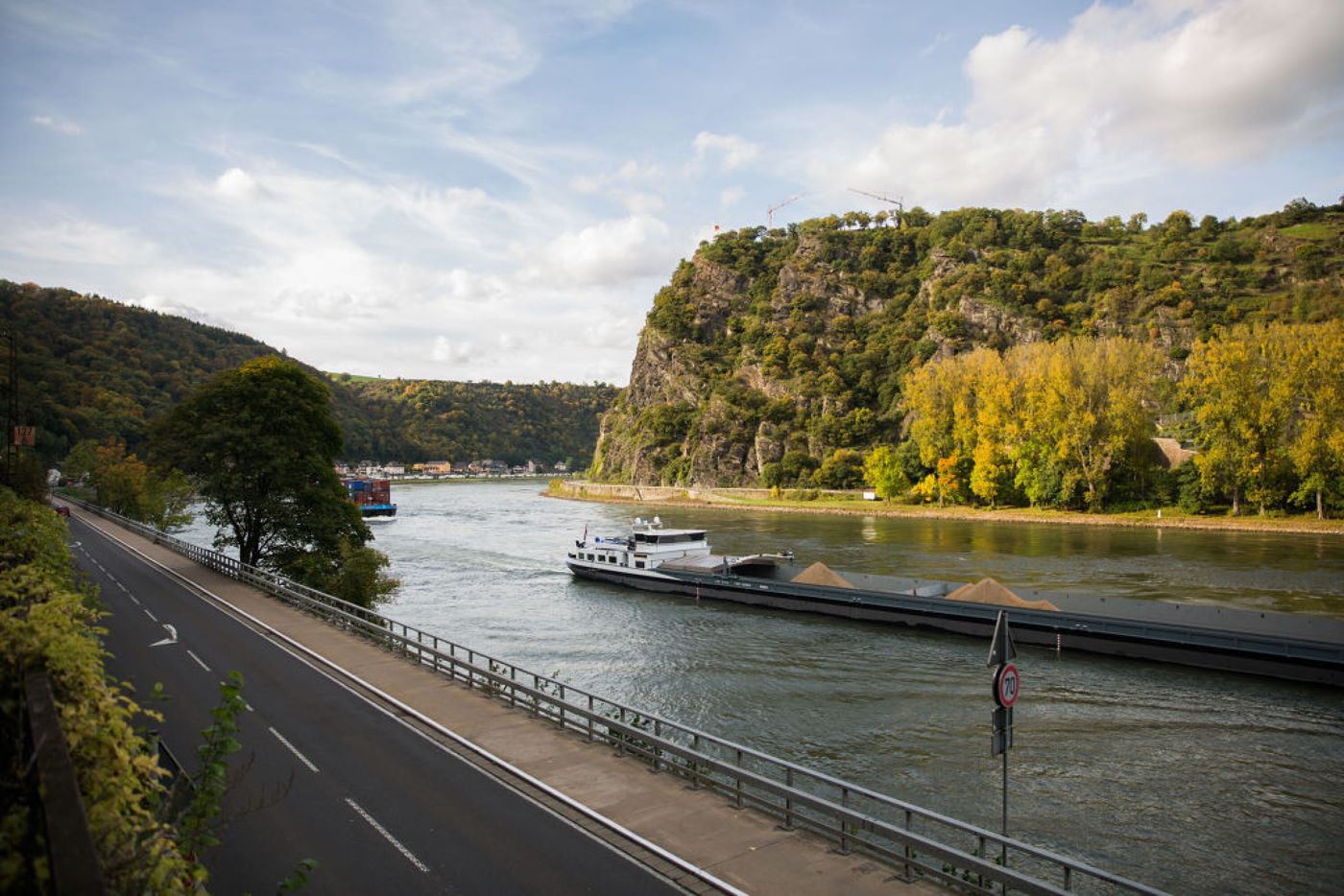Loreey im Herbst. Foto: Henr Tornow / Romantischer Rhein