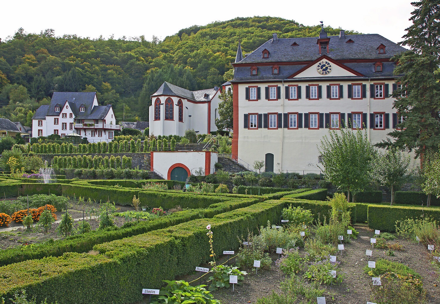 Alte Propstei ins Hirzenach am Rhein. Foto: Friedrich Gier / Romantischer Rhein