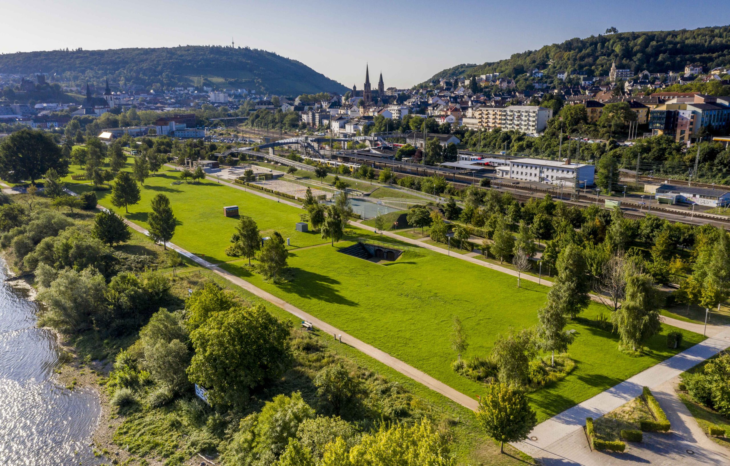 Park am Mäuseturm. Foto: Torsten Silz / Stadt Bingen