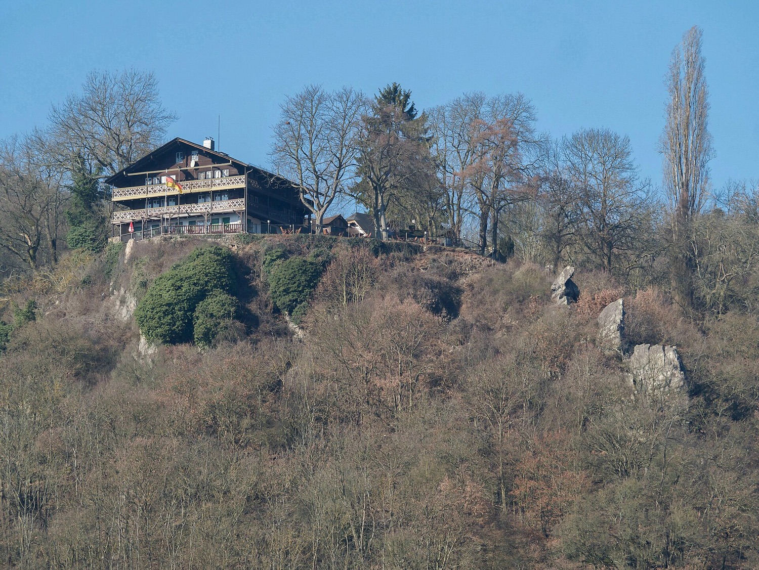 Schweizerhaus bei Trechtingshausen am Rhein. Foto: Rolf Kranz / Creative Commons